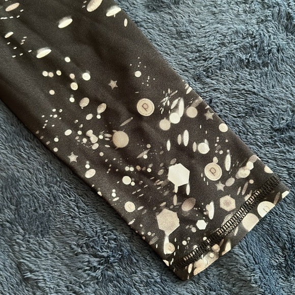 Pure Barre leggings - Picture 2 of 3